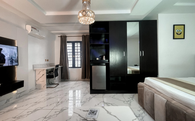247 Luxury Hotel