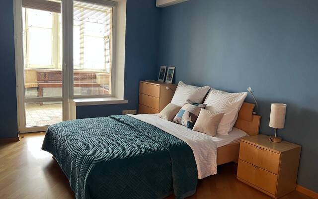 Апартаменты VEROM в ЦЕНТРЕ с видом на Петровскую набережную