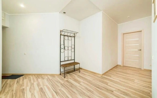 V Tsentre Goroda Flat