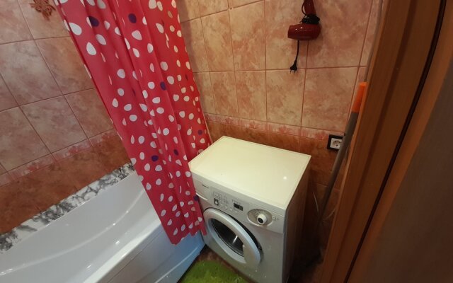 Апартаменты на Северном проезде 2