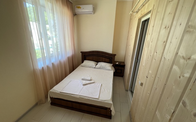 Rayskiy Ugolok Guest House
