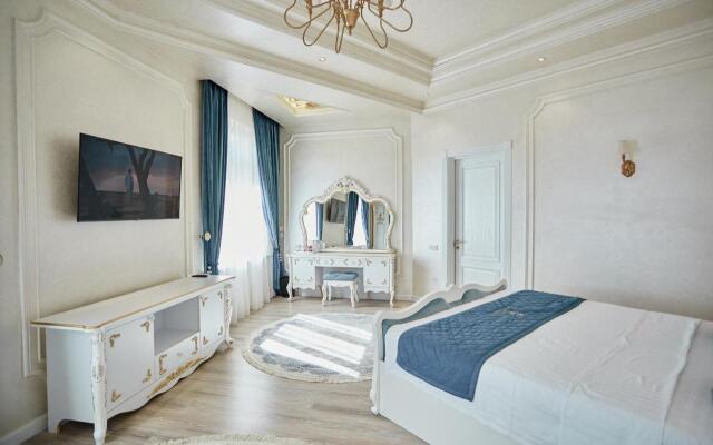 Royal Samarkand Hotel