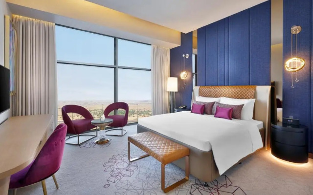 AlRayyan Hotel Doha, Curio Collection by Hilton