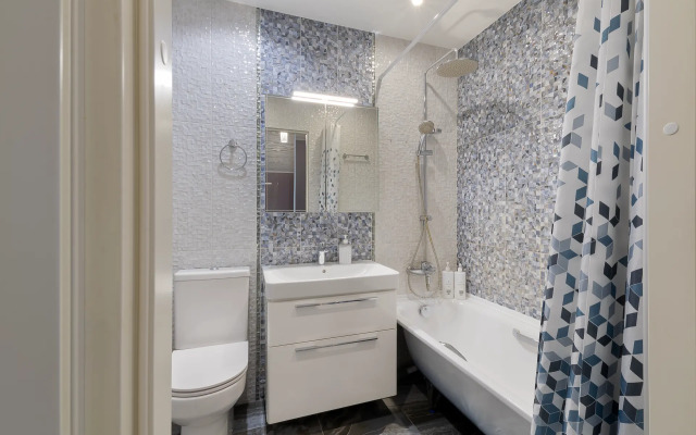 Квартира Лиловая студия на набережной Обводного канала