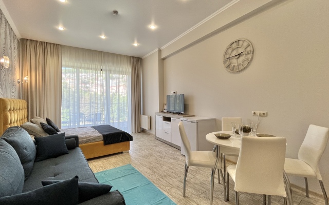 Alpha Galaxy Apartments 6