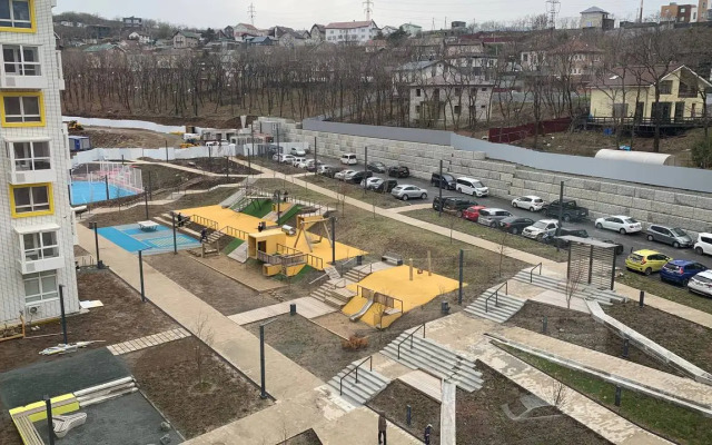 3 komnatnaya ryadom s morem Flat