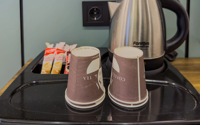 Отель Leaf Port Boutique