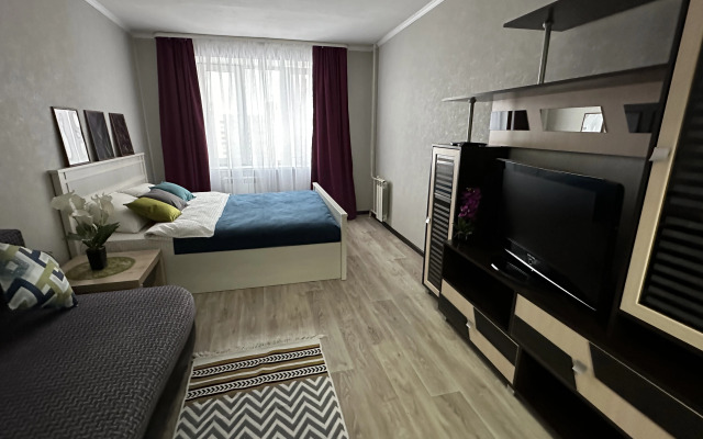Prostornaya po Priyatnoy Tsene Flat