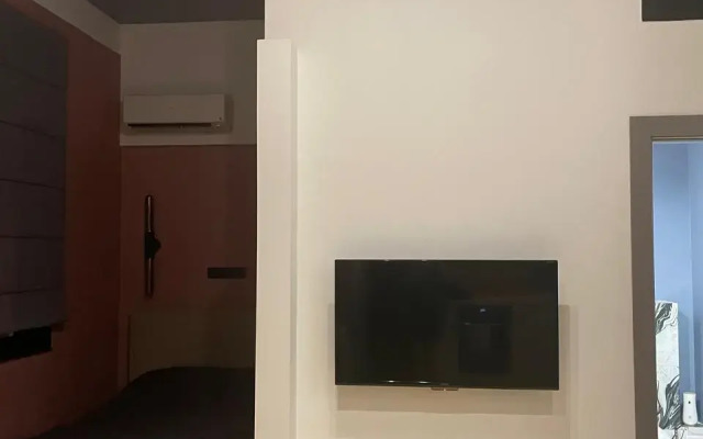 Na Prospekte Ardzinba 235 Flat