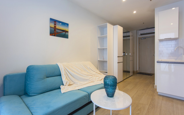 S bol'shoj verandoj s vidom na Moskvu okolo ostrova mechty Apartment