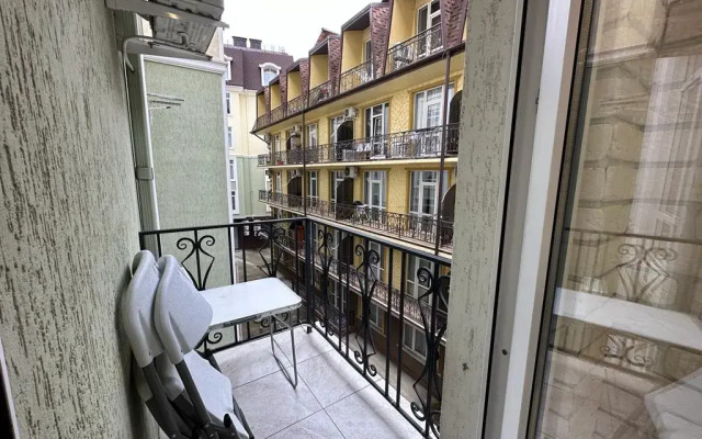 Imeretinskie Kurortyi Apart-Hotel 8