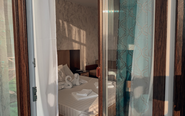 Delfin Guest House