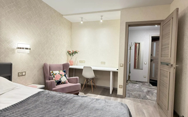 Квартира Луначарского 216