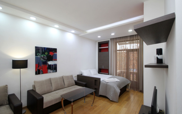 Gallery Cascade #2 Apartments