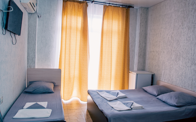 Mari Guest house