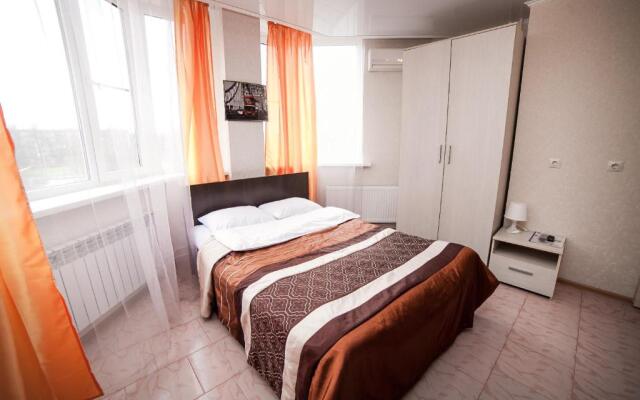 Rentier-Centre-ZhD Station on Karasunskaya 184 Apartments 2