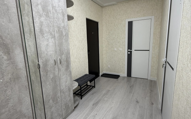 Квартира 2-Комнатная Студия с Новым Ремонтом возле ТЦ Ройял Парк