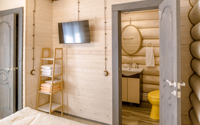 Paratunka Guest House