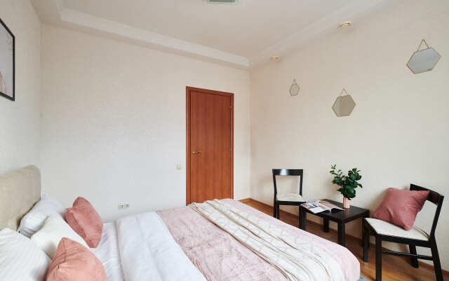 Квартира GM Apartments Шикарная Трехкомнатная на Патриарших Прудах