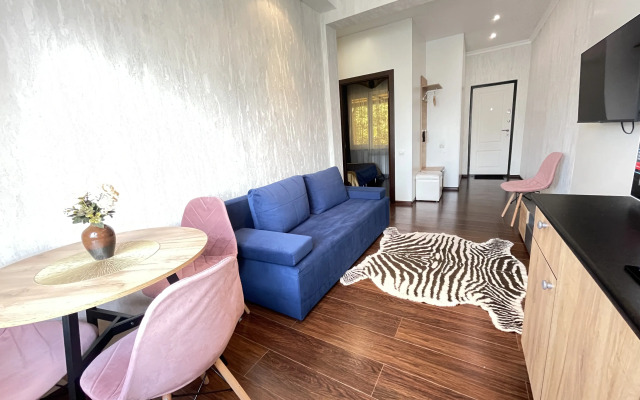 Квартира сoвpeмeннaя 2-х комнатная