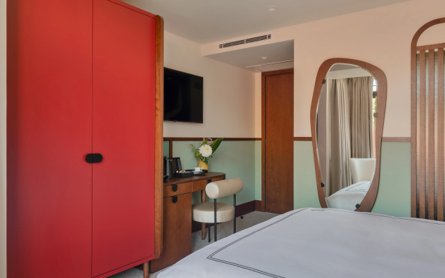 Отель Gentle Tom