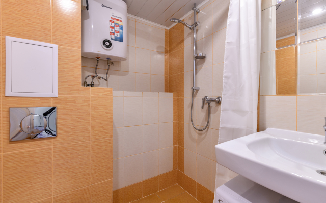 SutkiSpb Bronnitskaya 16 Apartments