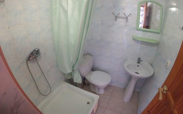 Yuzhny Briz Guest House
