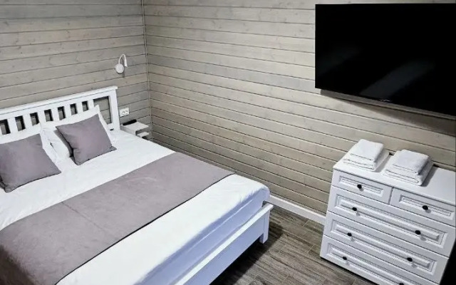 Частный дом с видом на реку Волжские Зори