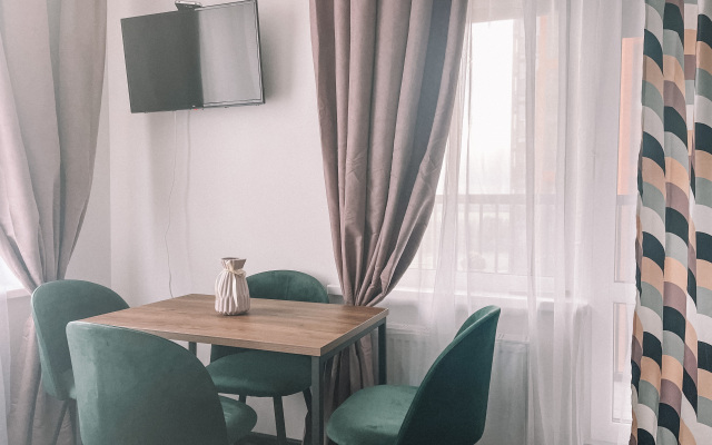 Апартаменты Студия Эмеральд на Арцеуловской