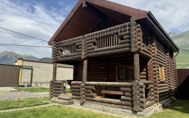 Частный дом Семейный Коттедж Тар