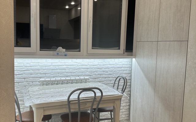 Uyut Flat