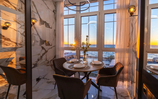 2-k s pryamim vidom na more | 1 Liniya Apartaments