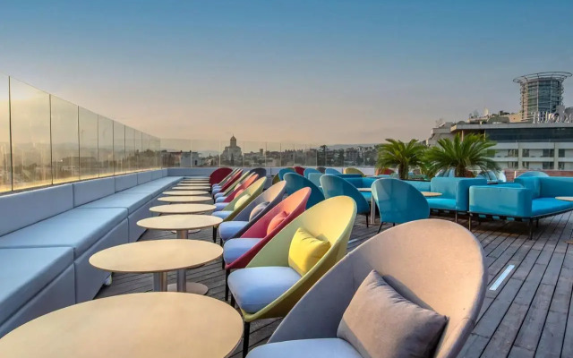 Hotel Golden Tulip Design Tbilisi
