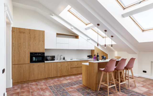 Апартаменты Hermitage Mansard 170 кв.м напротив Дворцовой Площади с Видом на Эрмитаж