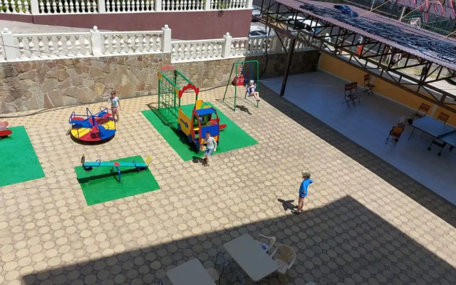 Mariya Hotel