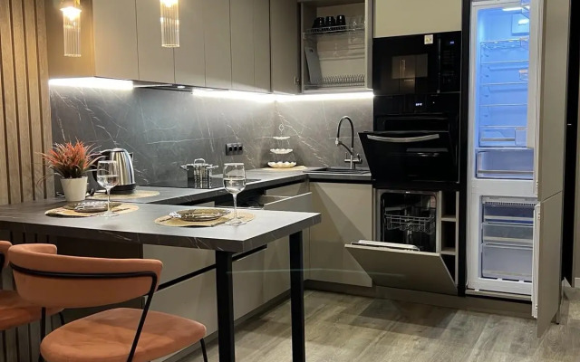 Eksklyuzivnye na Sutki Apartment