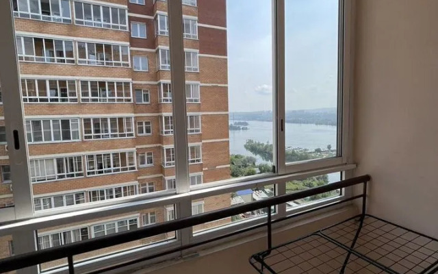 Na Dalnevostochnaya Ulitse 29/1 Flat