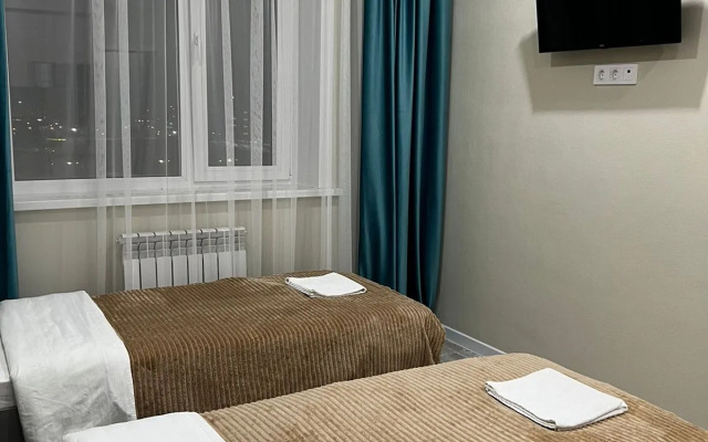 Studiya-5 na Shakhterov 46/1-109-3 Apartments