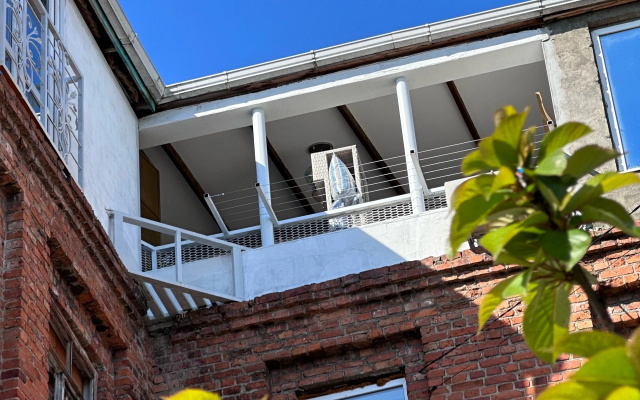 "Mukha" s Vidom na More Okolo Zhd Vokzala Sukhuma Apartments