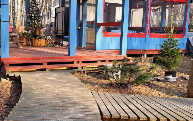 Частный дом в Заветах Ильича с розовой гостиной