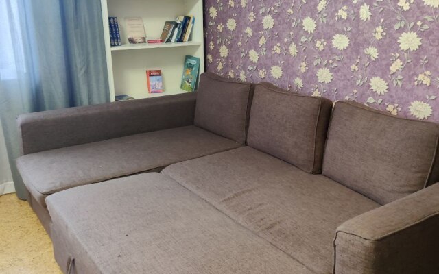 S Dvumya Spalnyami Apartments