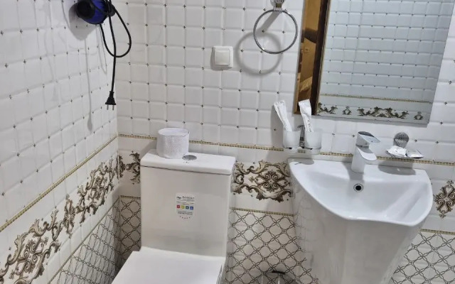 Samarkand Imron Hotel