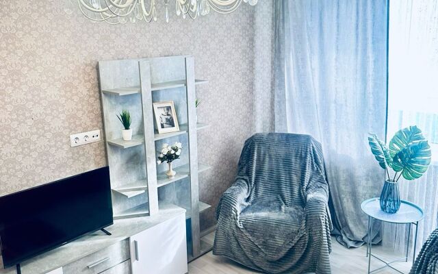 Апартаменты на ул. Бирюзова 14