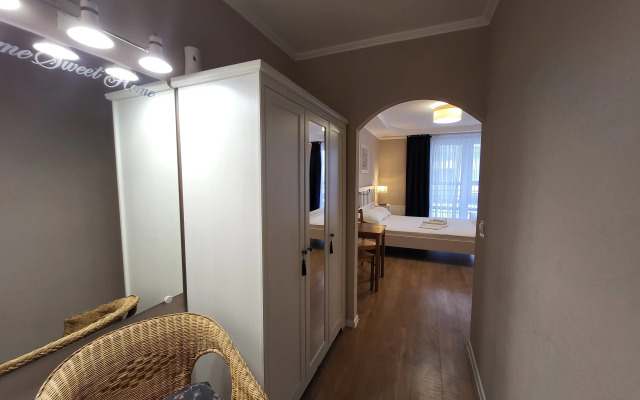 Studiya Na Ervye 16 Etazh Flat