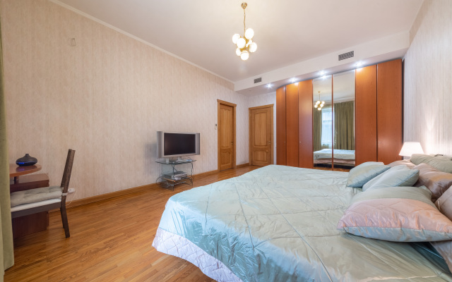 Mark Apart Petrogradsky Apartments