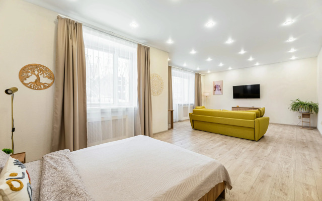 Квартира Просторная Трехкомнатная в центре