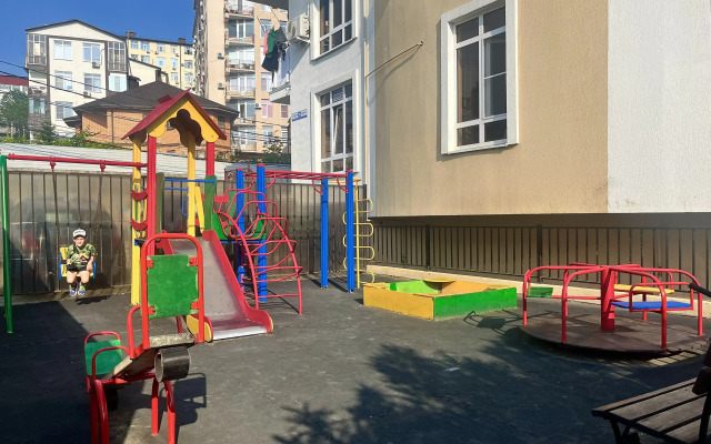 Квартира Современная студия с балконом и видом на море