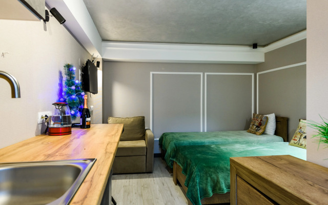 Апартаменты на Защитников Кавказа 114