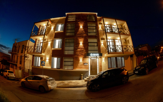 Отель Urban Blis