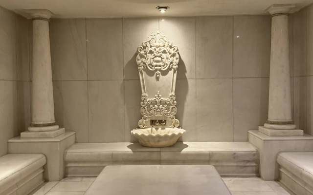 CVK Taksim Hotel